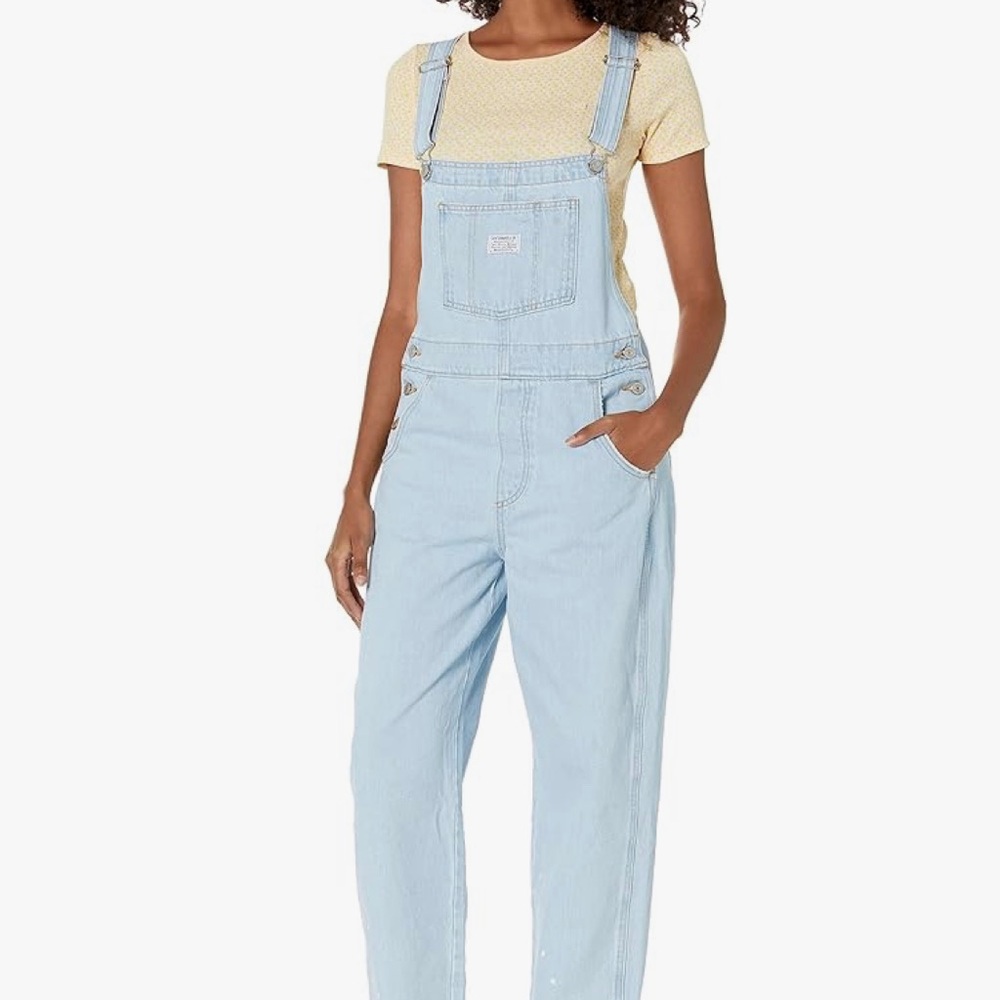Levis womens overalls NWT!
